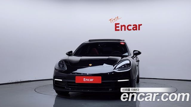 Porsche Panamera 2018 — photo 3