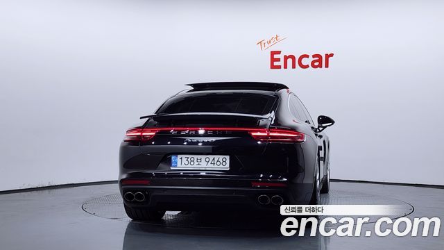 Porsche Panamera 2018 — photo 4