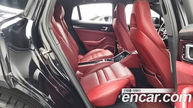 Porsche Panamera 2018 — photo 17