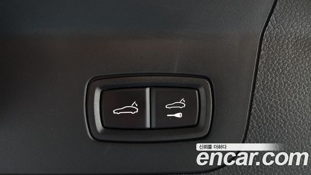 Porsche Panamera 2018 — photo 27