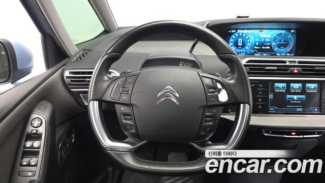 Citroën / DS C4 Picasso 2014 — photo 19