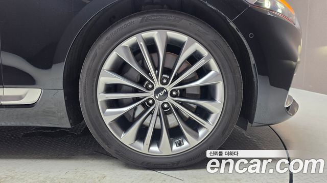 Kia K9 2022 — photo 7