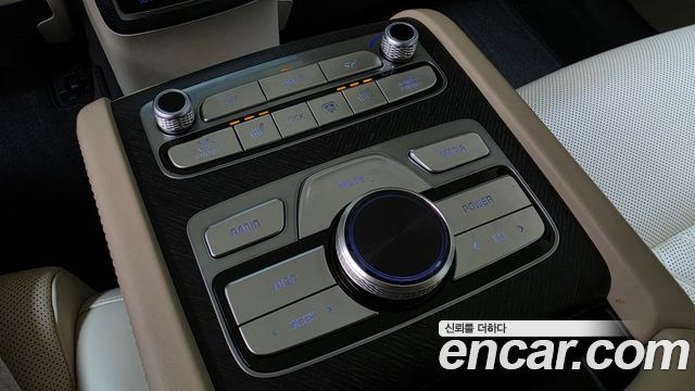 Kia K9 2022 — photo 31