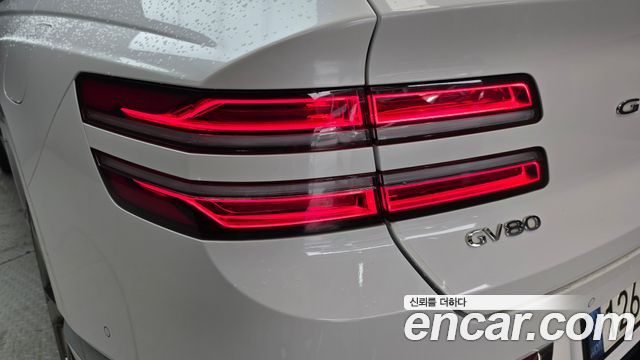 Genesis GV80 2022 — photo 9