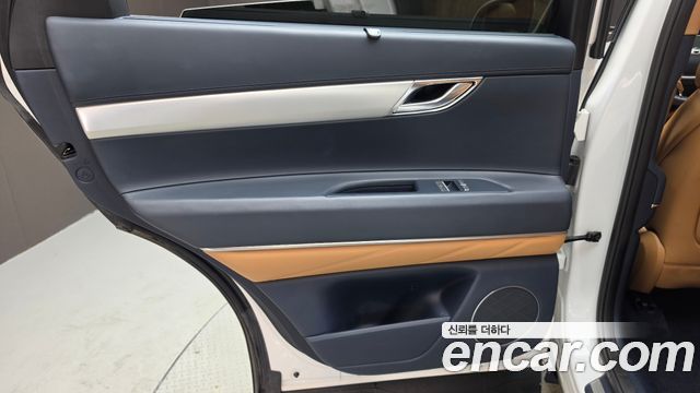 Genesis GV80 2022 — photo 15