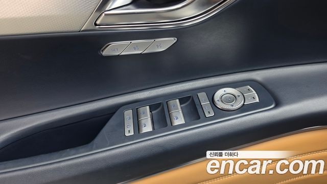 Genesis GV80 2022 — photo 34