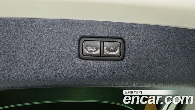 Genesis GV80 2022 — photo 35