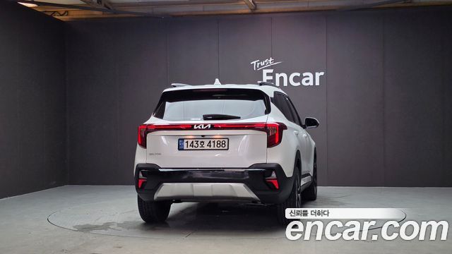 Kia Seltos 2023 — photo 4