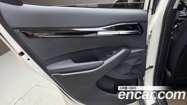 Kia Seltos 2023 — photo 15