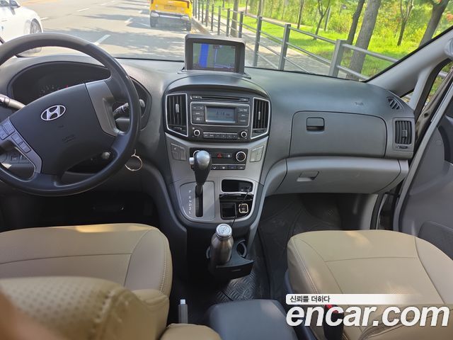 Hyundai Starex 2017 — photo 5