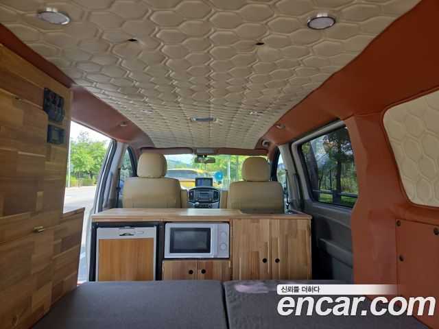Hyundai Starex 2017 — photo 8