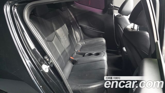 Hyundai Veloster 2012 — photo 17