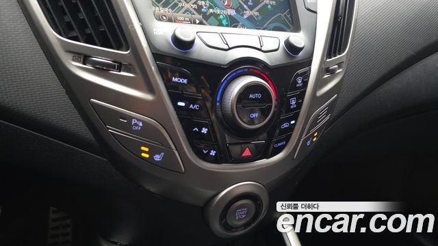 Hyundai Veloster 2012 — photo 22