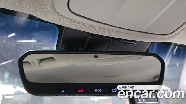 Genesis G70 2019 — photo 17