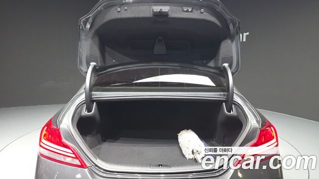 Genesis G70 2019 — photo 20