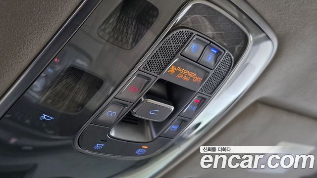 Genesis G80 2022 — photo 16