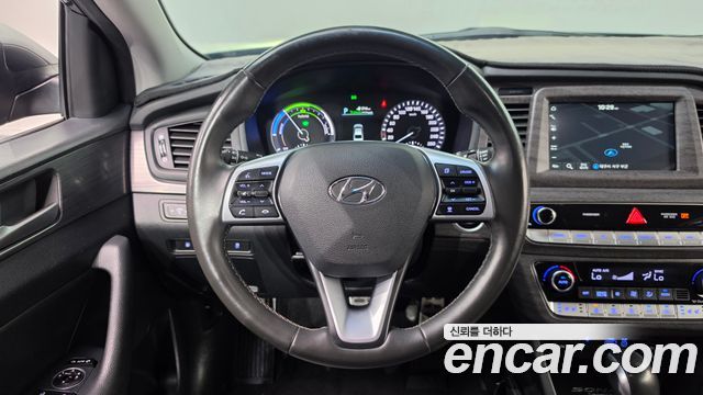 Hyundai Sonata 2019 — photo 13