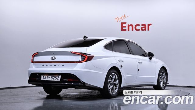 Hyundai Sonata 2023 — photo 2