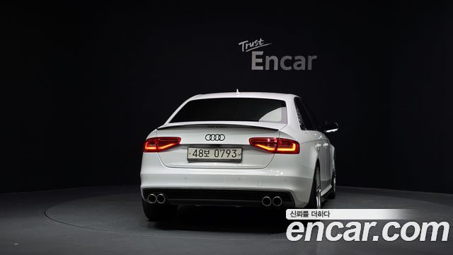 Audi A4 2016 — photo 4