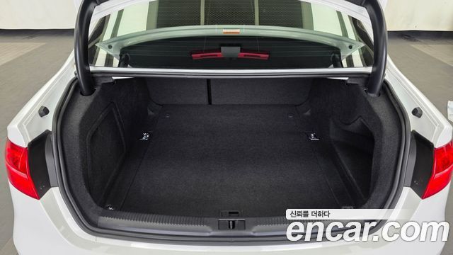 Audi A4 2016 — photo 20