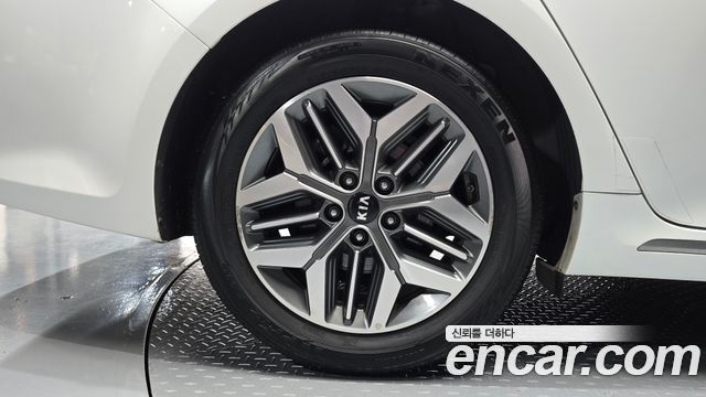 Kia K5 2019 — photo 5