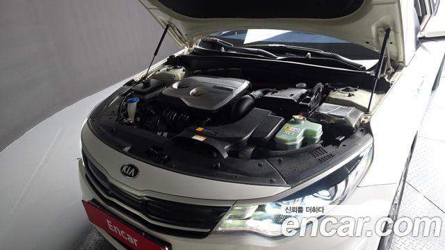 Kia K5 2019 — photo 6