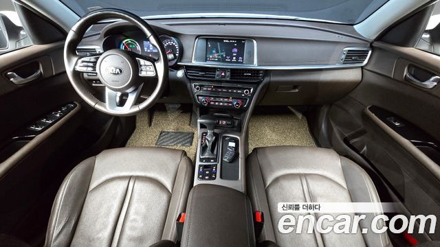 Kia K5 2019 — photo 10