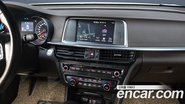 Kia K5 2019 — photo 19