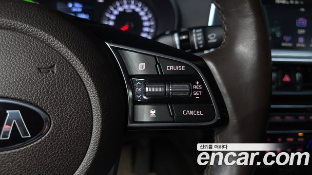 Kia K5 2019 — photo 22