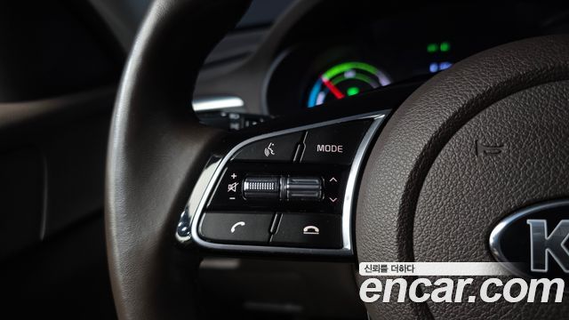 Kia K5 2019 — photo 28