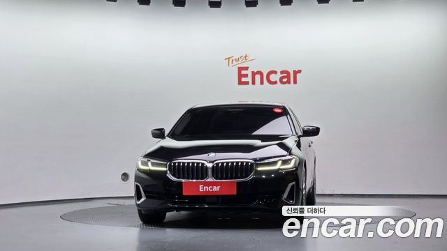 BMW 5-Series 2023 — photo 3