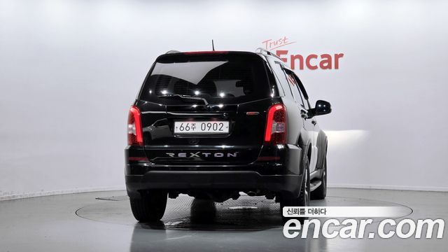 KG Mobility Rexton 2016 — photo 4