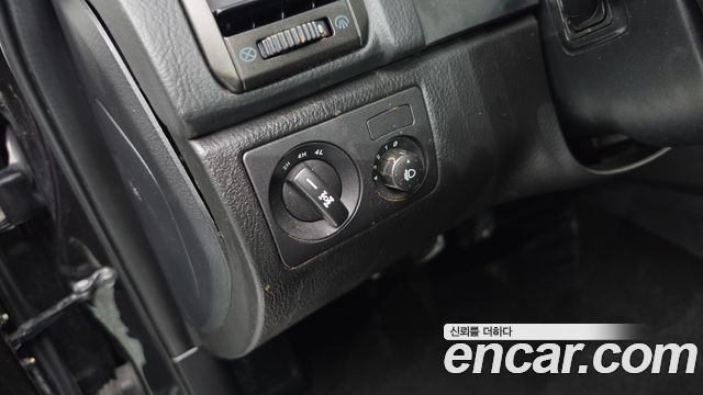 KG Mobility Rexton 2016 — photo 19