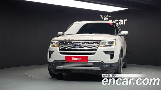 Ford Explorer 2019 — photo 3