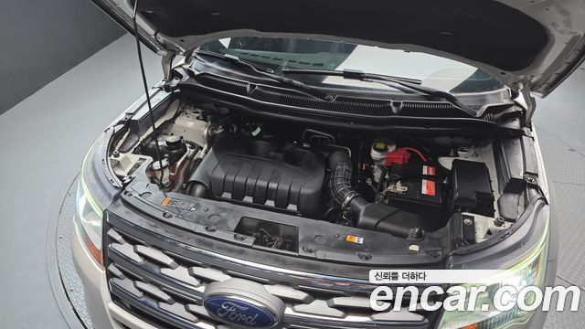 Ford Explorer 2019 — photo 6