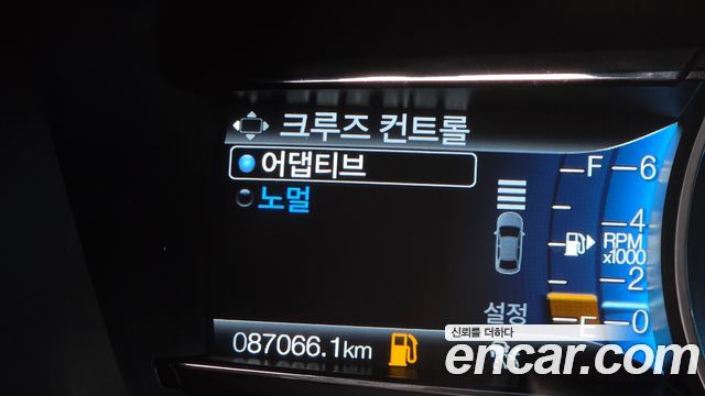 Ford Explorer 2019 — photo 18