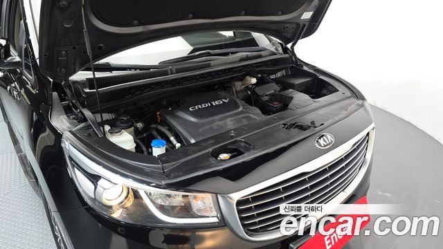 Kia Canival 2015 — photo 11