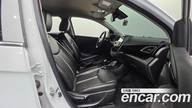 Chevrolet Korea Spark 2022 — photo 13