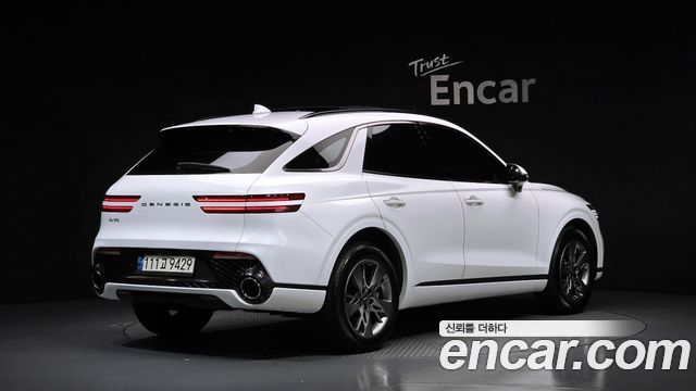 Genesis GV70 2022 — photo 2