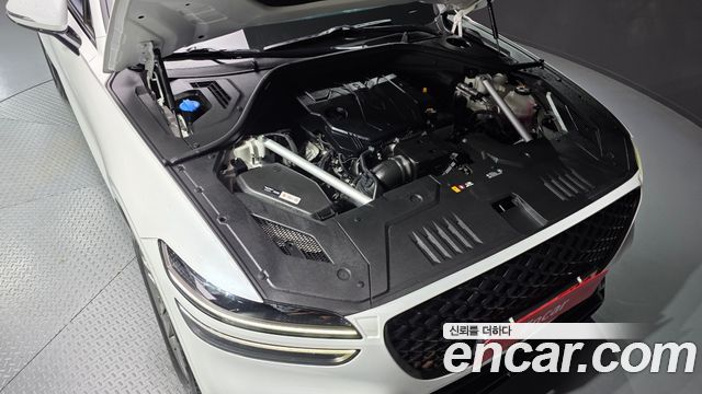 Genesis GV70 2022 — photo 6