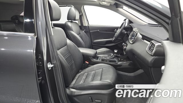Kia Sorento 2018 — photo 11