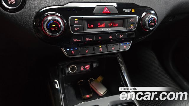 Kia Sorento 2018 — photo 16