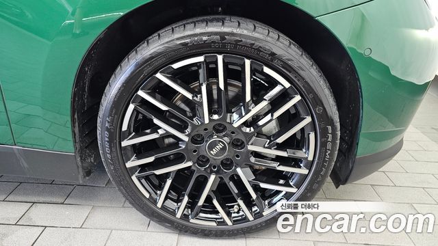Mini Cooper 2024 — photo 7