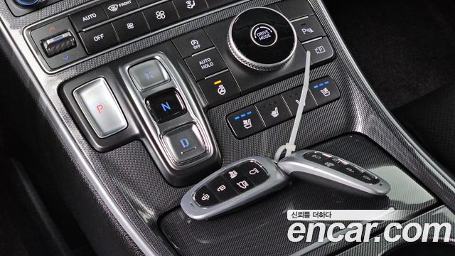 Hyundai Santafe 2022 — photo 12
