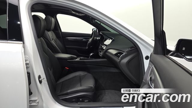 Cadillac CT5 2021 — photo 17