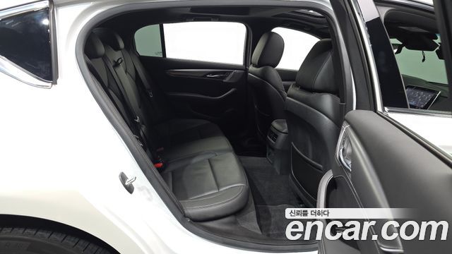 Cadillac CT5 2021 — photo 18