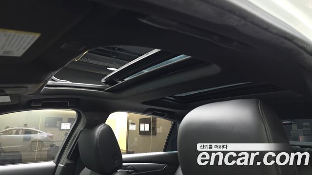 Cadillac CT5 2021 — photo 25
