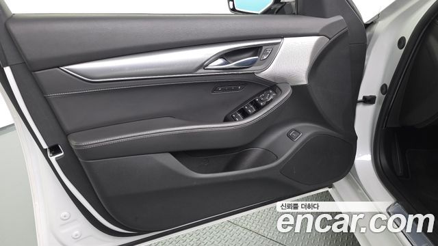 Cadillac CT5 2021 — photo 14