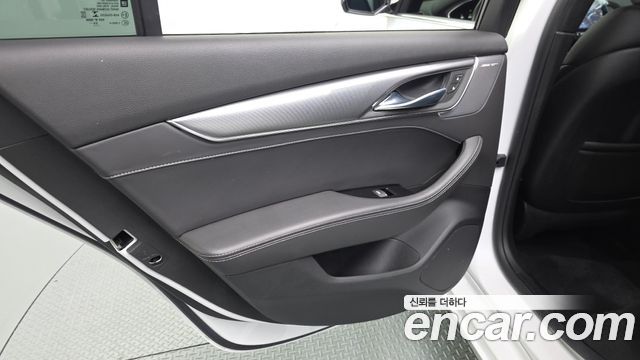 Cadillac CT5 2021 — photo 15