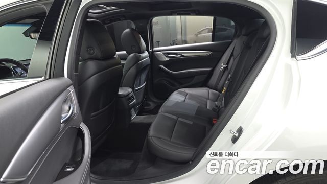 Cadillac CT5 2021 — photo 16